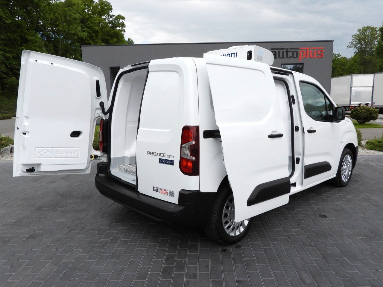 Toyota PROACE CITY KÜHLKASTENWAGEN -15*C TEMPOMAT A/C - Chladící dodávka: obrázek 3 Toyota PROACE CITY KÜHLKASTENWAGEN -15*C TEMPOMAT A/C - Chladící dodávka: obrázek 3