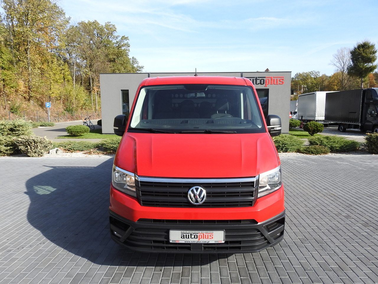 VOLKSWAGEN CRAFTER STAKE BODY DOUBLE CABIN DOKA 7 SEATS AIR CONDITIONING 140HP - Dodávka valník: obrázek 5 VOLKSWAGEN CRAFTER STAKE BODY DOUBLE CABIN DOKA 7 SEATS AIR CONDITIONING 140HP - Dodávka valník: obrázek 5