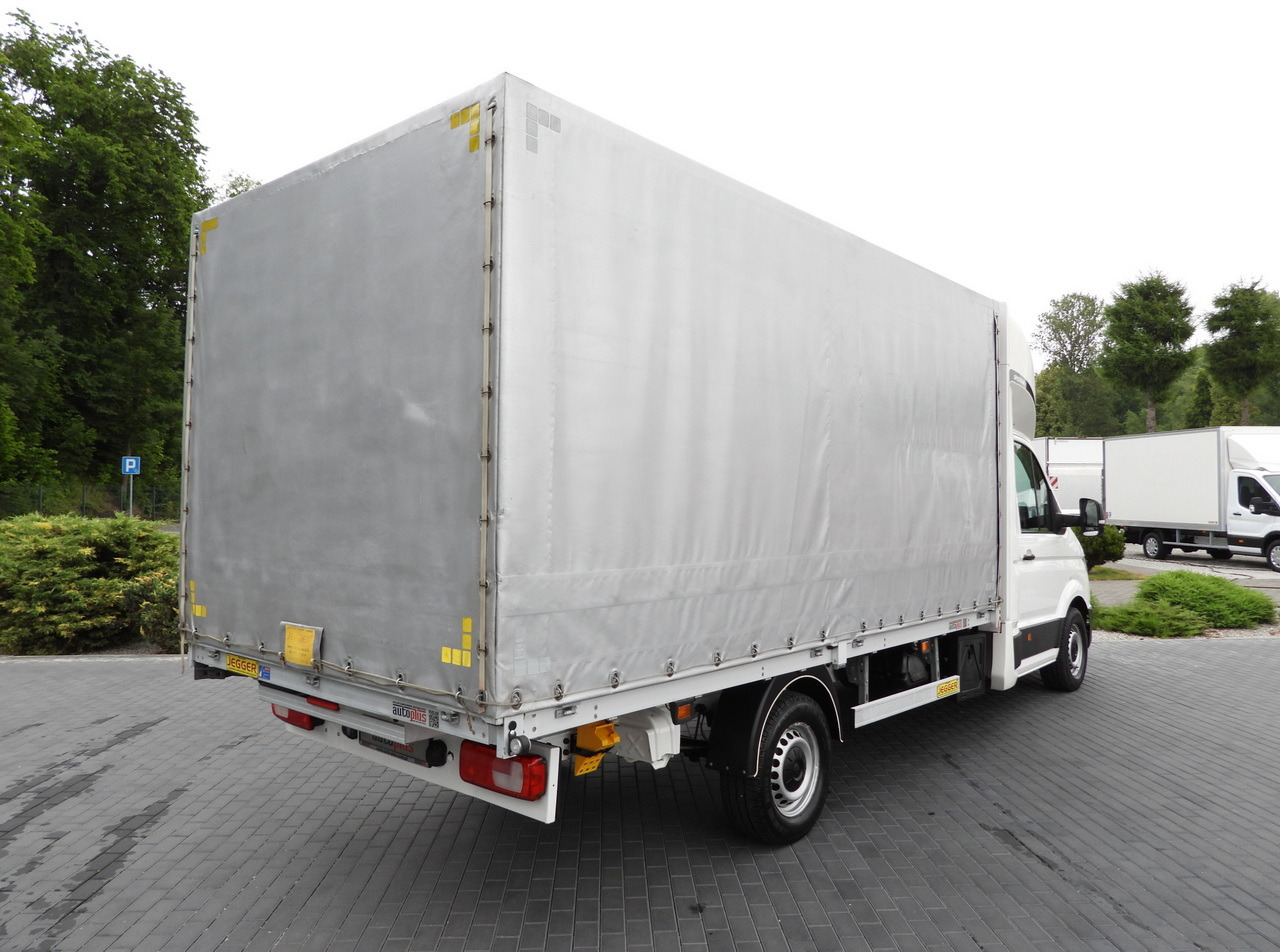 VOLKSWAGEN CRAFTER TARPAULIN 8 PALLETS WEBASTO CRUISE CONTROL LED LIGHTS AIR CONDITIONING 180HP - Plachtová dodávka: obrázek 3 VOLKSWAGEN CRAFTER TARPAULIN 8 PALLETS WEBASTO CRUISE CONTROL LED LIGHTS AIR CONDITIONING 180HP - Plachtová dodávka: obrázek 3