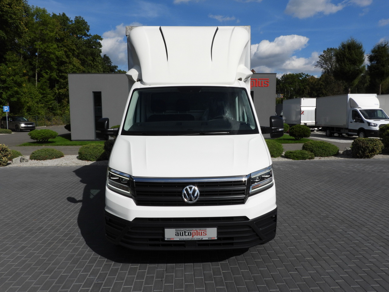 VOLKSWAGEN CRAFTER TARPAULIN LIFT 8 PALLETS CRUISE CONTROL LED LIGHTS TWIN WHEELS AIR CONDITIONING 180HP - Plachtová dodávka: obrázek 5 VOLKSWAGEN CRAFTER TARPAULIN LIFT 8 PALLETS CRUISE CONTROL LED LIGHTS TWIN WHEELS AIR CONDITIONING 180HP - Plachtová dodávka: obrázek 5