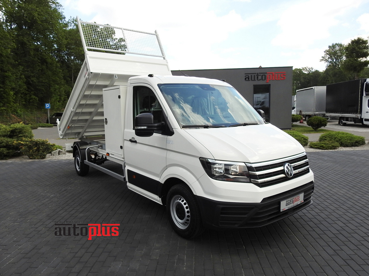 VOLKSWAGEN CRAFTER TIPPER CRUISE CONTROL 100HP - Dodávka sklápěč: obrázek 1 VOLKSWAGEN CRAFTER TIPPER CRUISE CONTROL 100HP - Dodávka sklápěč: obrázek 1
