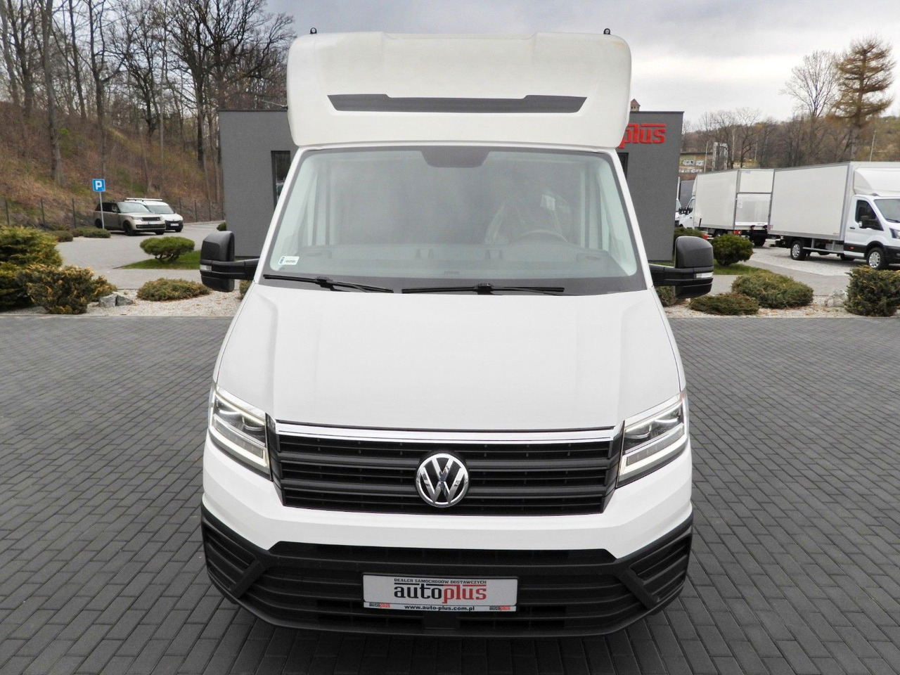 Volkswagen CRAFTER PRITSCHE PLANE 10 PALETTEN WEBASTO - Plachtová dodávka: obrázek 5 Volkswagen CRAFTER PRITSCHE PLANE 10 PALETTEN WEBASTO - Plachtová dodávka: obrázek 5