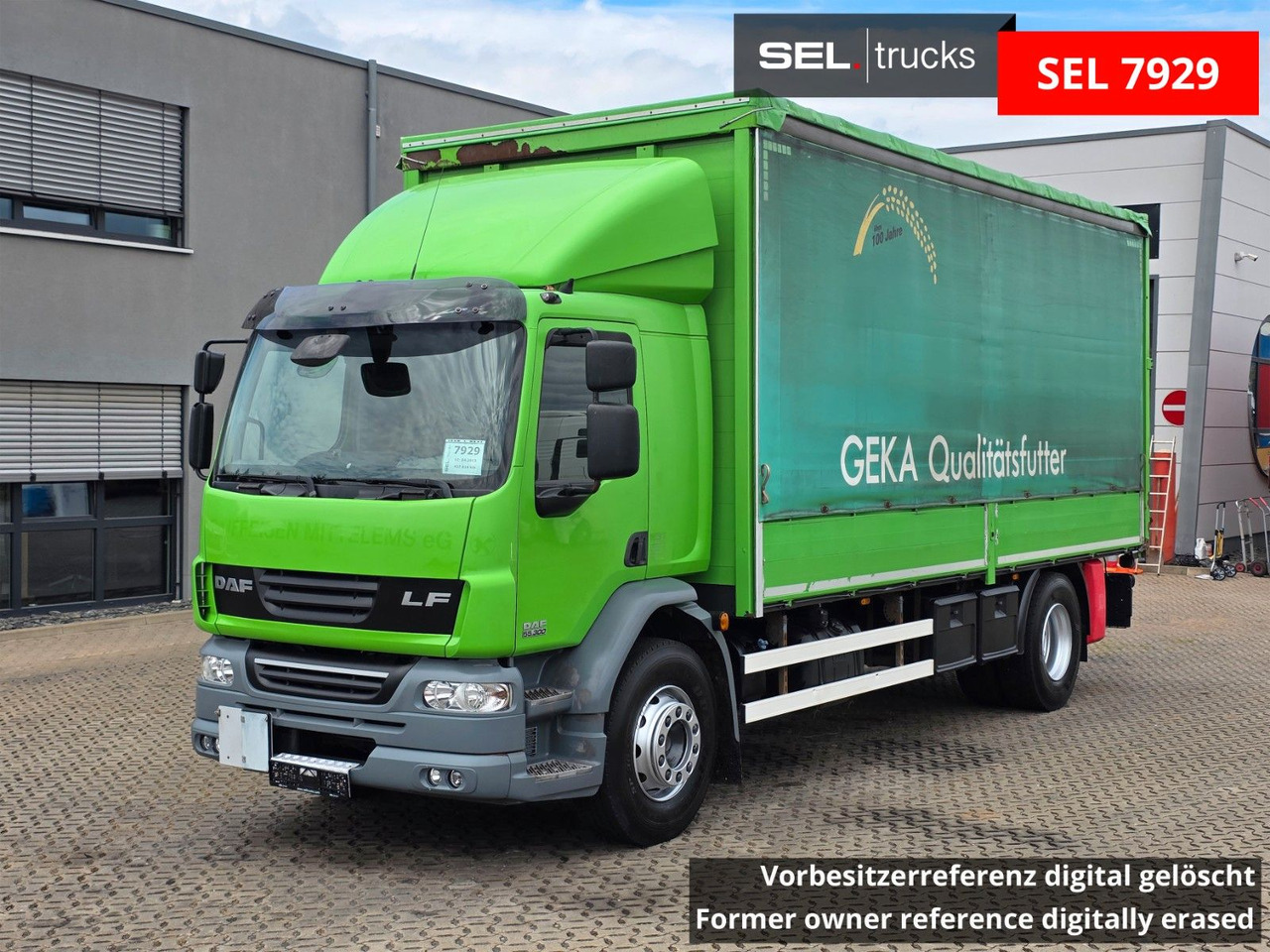 DAF FA LF 55.300 / Ladebordwand + Kofferseite - Plachtový nákladní auto: obrázek 1 DAF FA LF 55.300 / Ladebordwand + Kofferseite - Plachtový nákladní auto: obrázek 1
