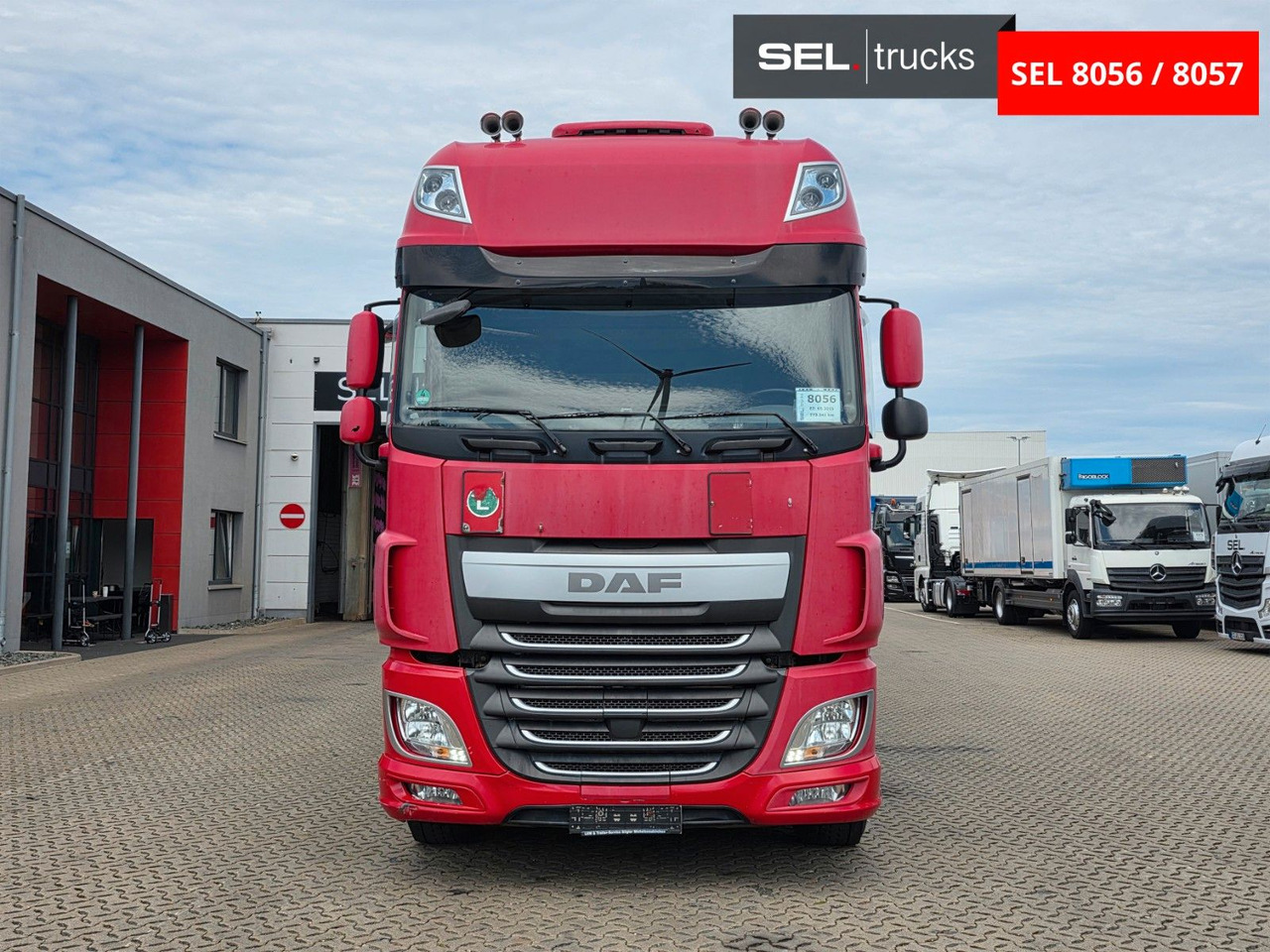 DAF XF 410 / ZF Intarder / Durchladezug - Plachtový nákladní auto: obrázek 2 DAF XF 410 / ZF Intarder / Durchladezug - Plachtový nákladní auto: obrázek 2