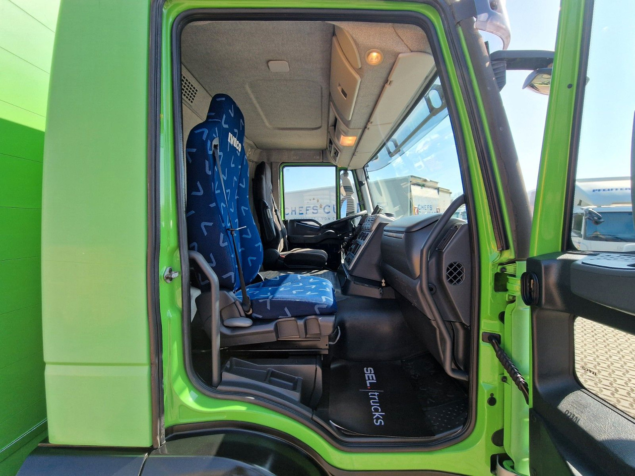 Skříňový nákladní auto Iveco Stralis 360 / Ladebordwand: obrázek 19