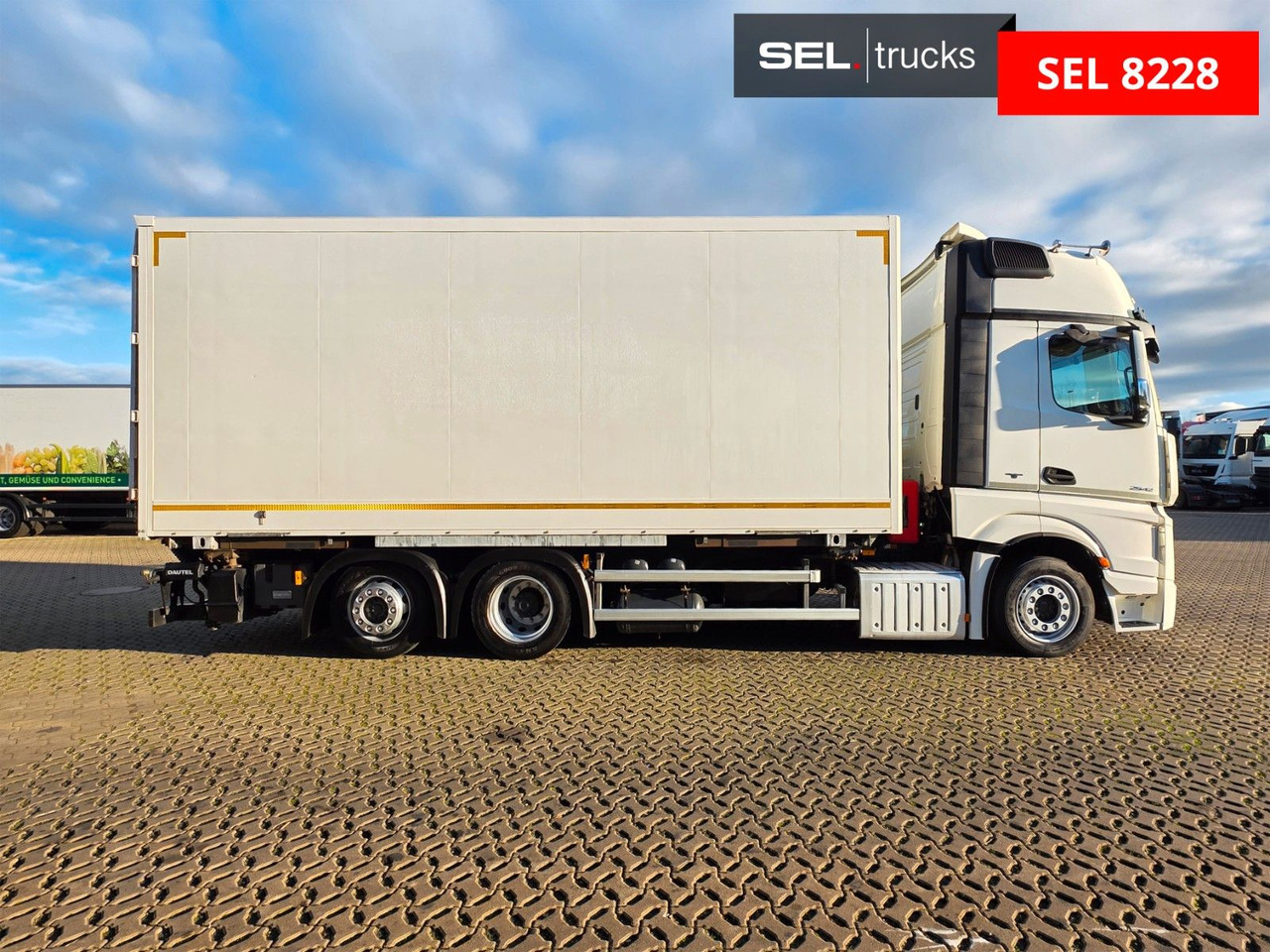 Mercedes-Benz Actros 2542 / Retarder/ Ldbw/Lenkachse/BDF - Kontejnérový podvozek/ Výměnná nástavba: obrázek 4 Mercedes-Benz Actros 2542 / Retarder/ Ldbw/Lenkachse/BDF - Kontejnérový podvozek/ Výměnná nástavba: obrázek 4