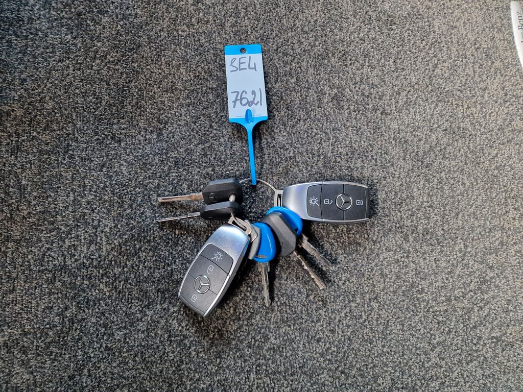 Plachtový nákladní auto Mercedes-Benz Actros 2548 / Retarder / Aluklappen / Euro 6E: obrázek 25