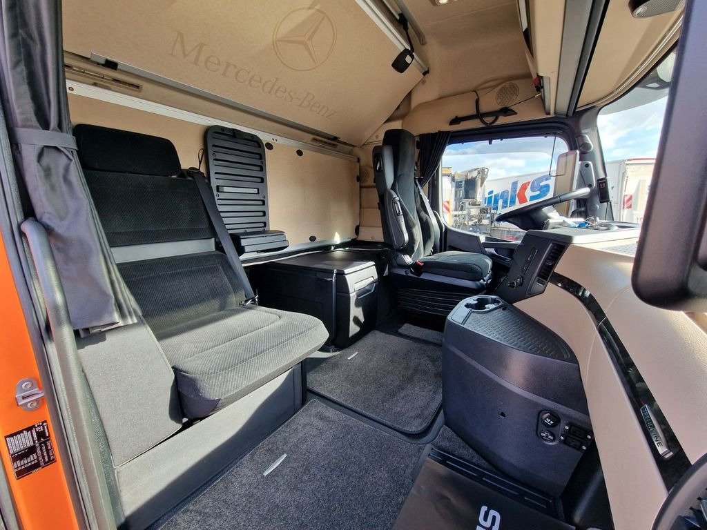Plachtový nákladní auto Mercedes-Benz Actros 2548 / Retarder / Aluklappen / Euro 6E: obrázek 18