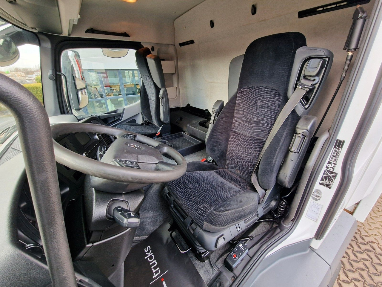 Plachtový nákladní auto Mercedes-Benz Antos 1840 / Ladebordwand: obrázek 16