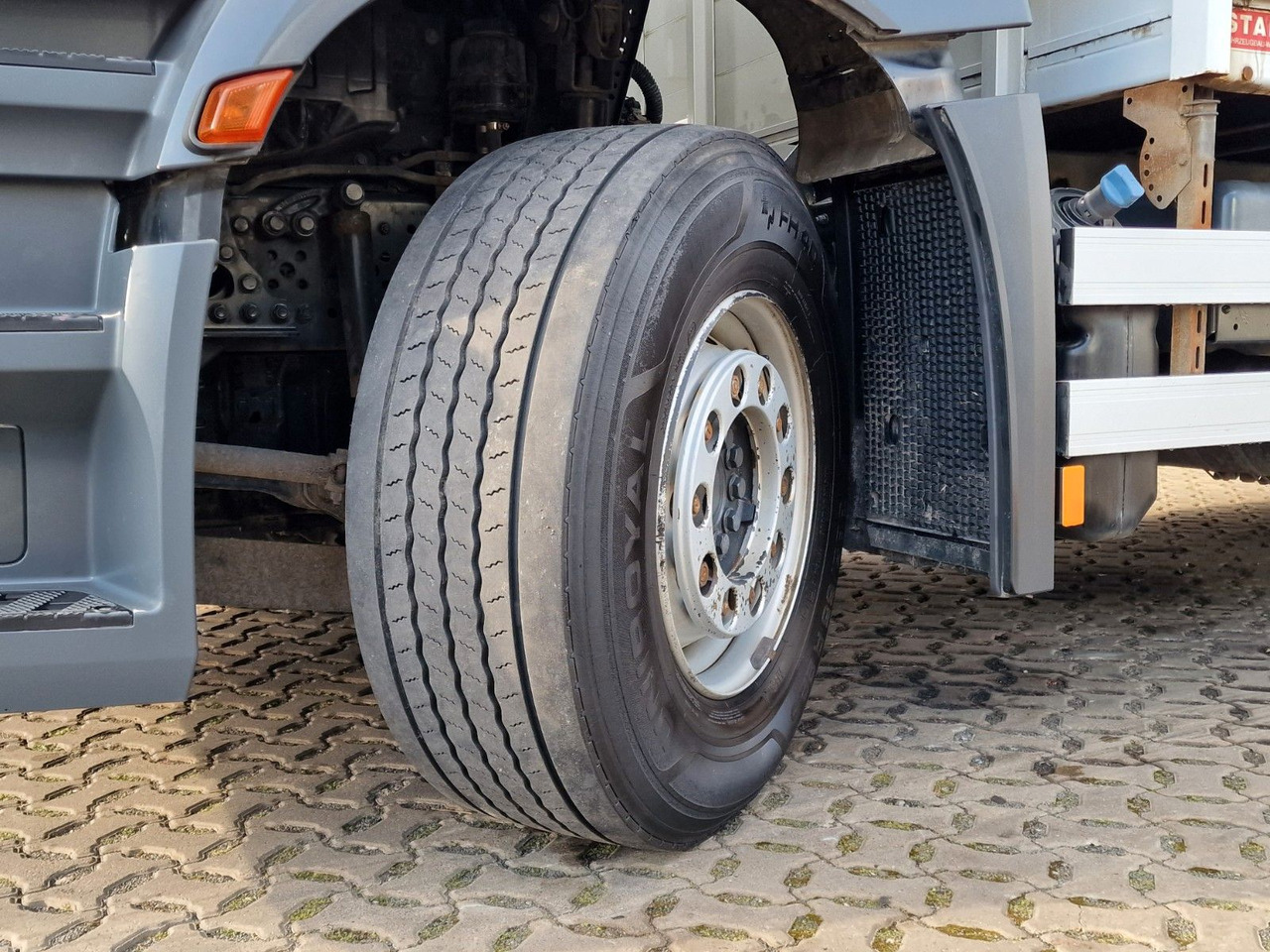 Plachtový nákladní auto Mercedes-Benz Antos 1840 / Ladebordwand: obrázek 27