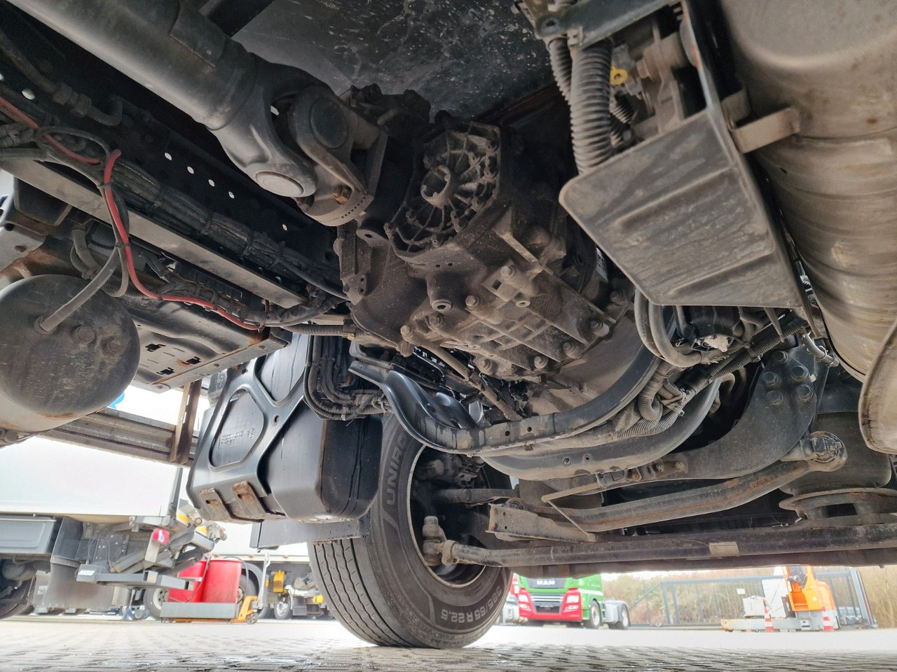 Plachtový nákladní auto Mercedes-Benz Antos 1840 / Ladebordwand: obrázek 10
