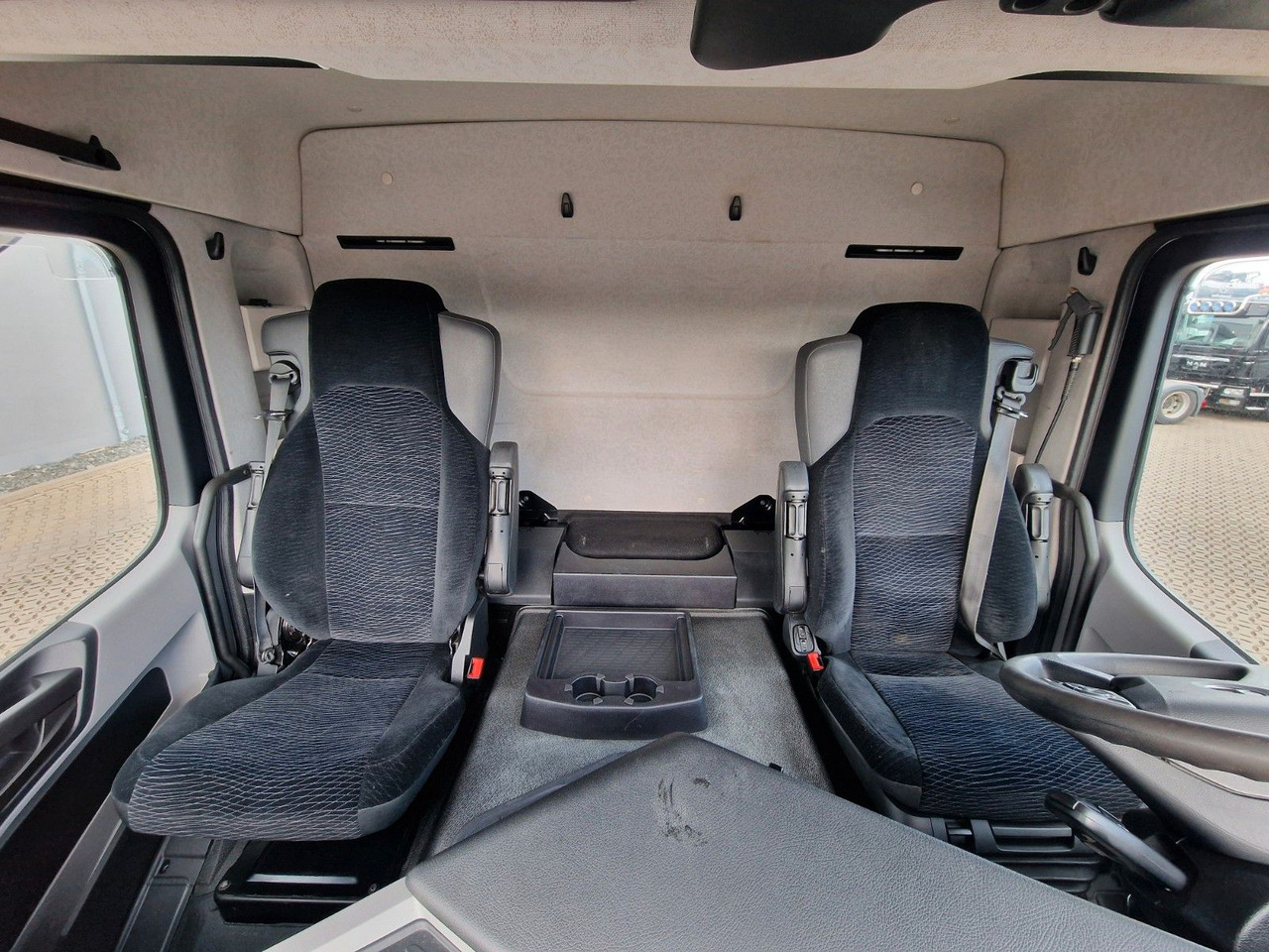 Plachtový nákladní auto Mercedes-Benz Antos 1840 / Ladebordwand: obrázek 19