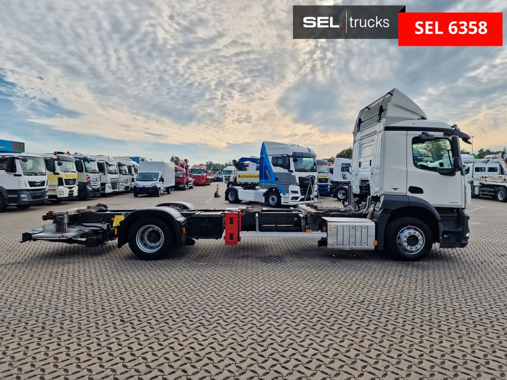 Mercedes-Benz Antos 1840 / Ladebordwand / Retarder - Kontejnérový podvozek/ Výměnná nástavba: obrázek 4 Mercedes-Benz Antos 1840 / Ladebordwand / Retarder - Kontejnérový podvozek/ Výměnná nástavba: obrázek 4