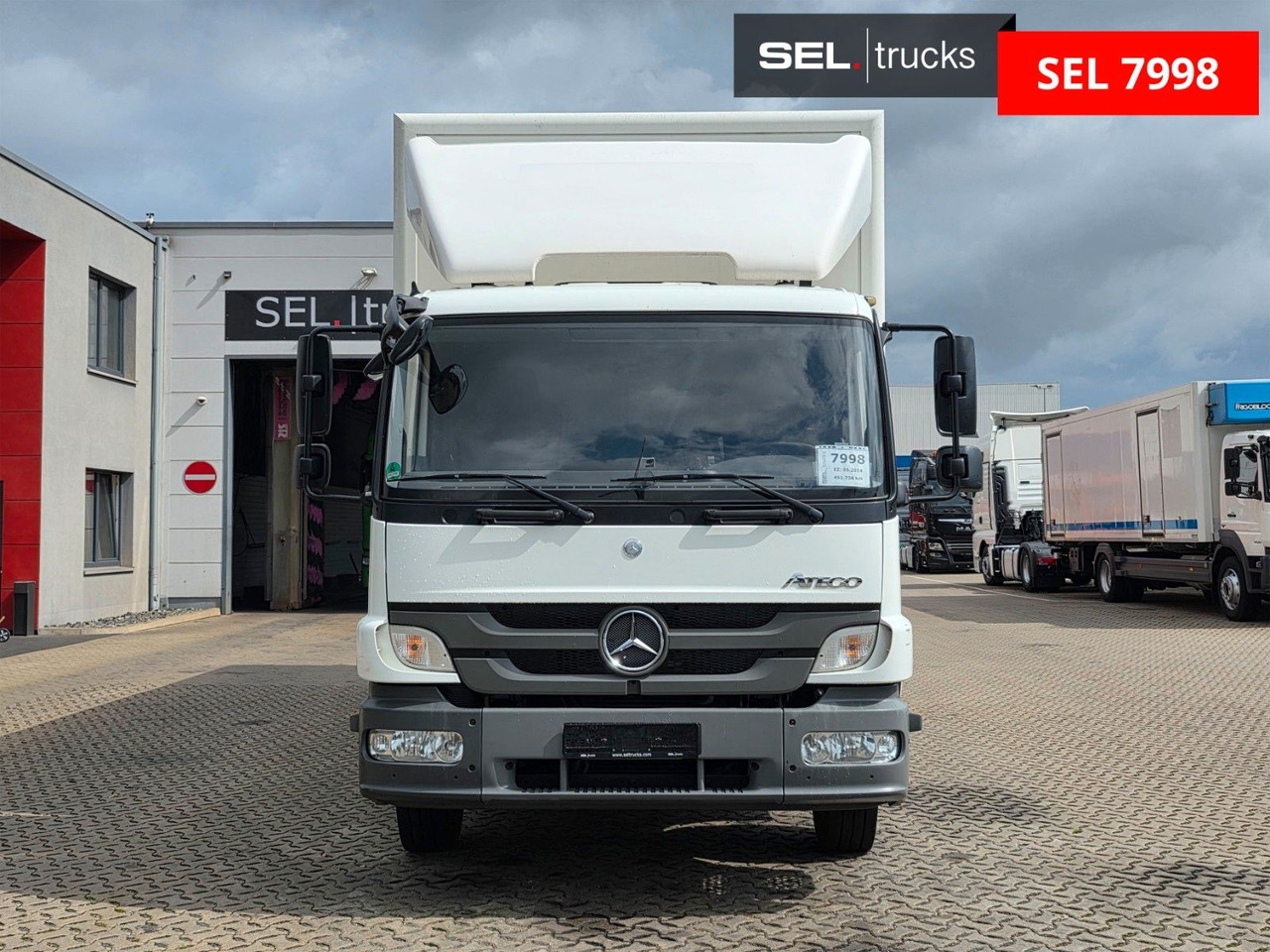 Mercedes-Benz Atego 1218 / Ladebordwand / Rückfahrkam. / 8,24m - Skříňový nákladní auto: obrázek 2 Mercedes-Benz Atego 1218 / Ladebordwand / Rückfahrkam. / 8,24m - Skříňový nákladní auto: obrázek 2