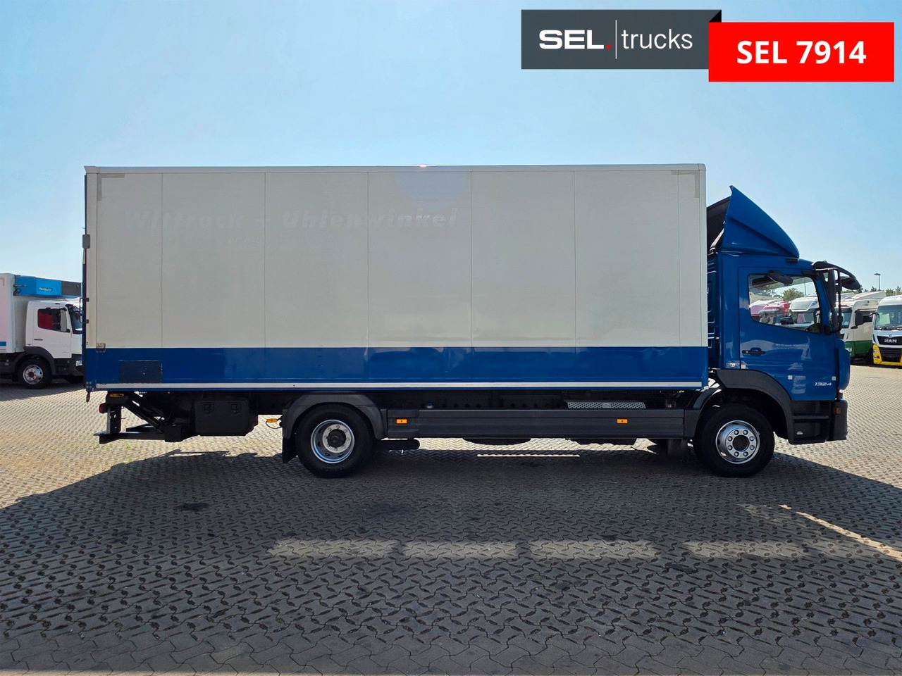 Mercedes-Benz Atego 1324 / Ladebordwand - Skříňový nákladní auto: obrázek 4 Mercedes-Benz Atego 1324 / Ladebordwand - Skříňový nákladní auto: obrázek 4
