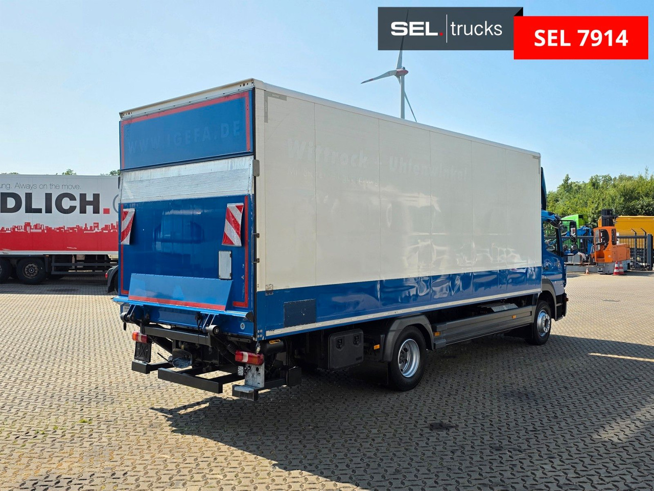 Mercedes-Benz Atego 1324 / Ladebordwand - Skříňový nákladní auto: obrázek 5 Mercedes-Benz Atego 1324 / Ladebordwand - Skříňový nákladní auto: obrázek 5