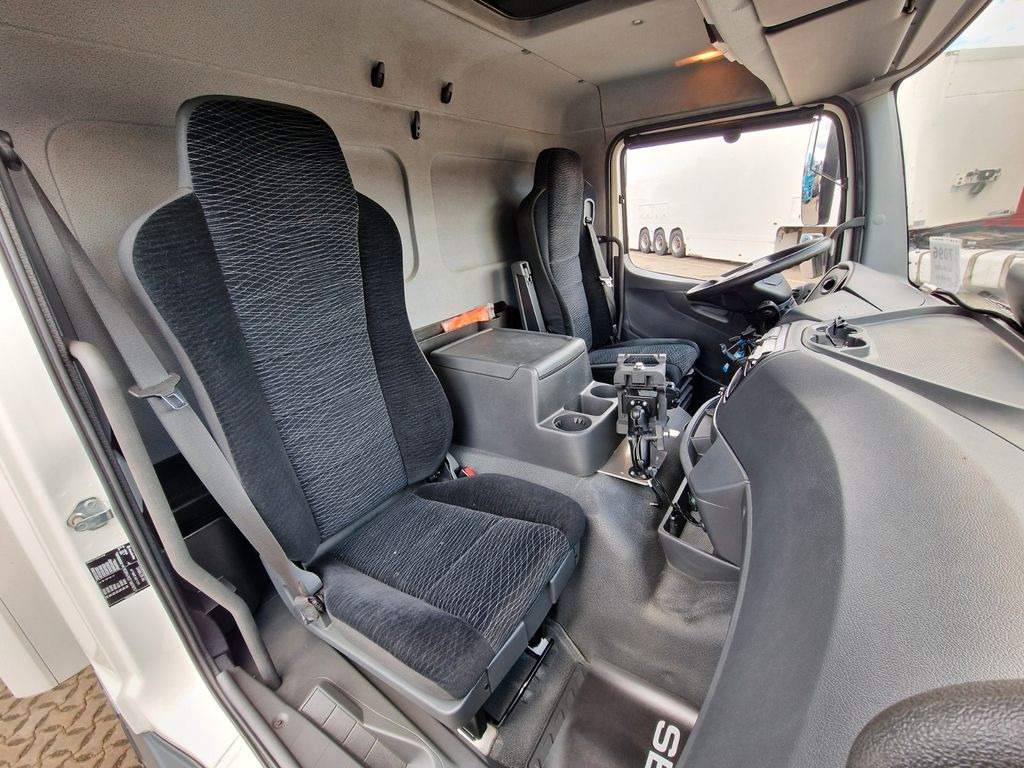 Chladírenský nákladní automobil Mercedes-Benz Atego 1530 / Doppelverdampfer / Ladebordwand: obrázek 20