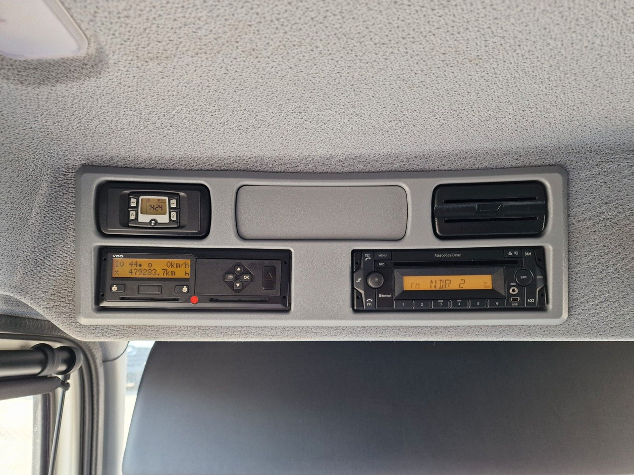 Chladírenský nákladní automobil Mercedes-Benz Atego 1530 / Ladebordwand / Frigoblock FK25L: obrázek 22