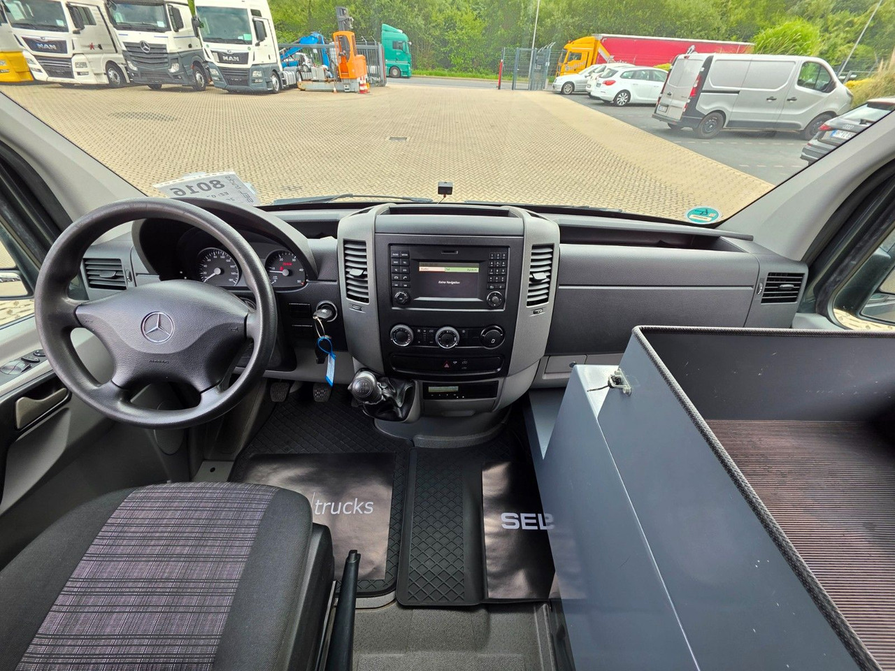 Furgon Mercedes-Benz Sprinter 316 Cdi: obrázek 21