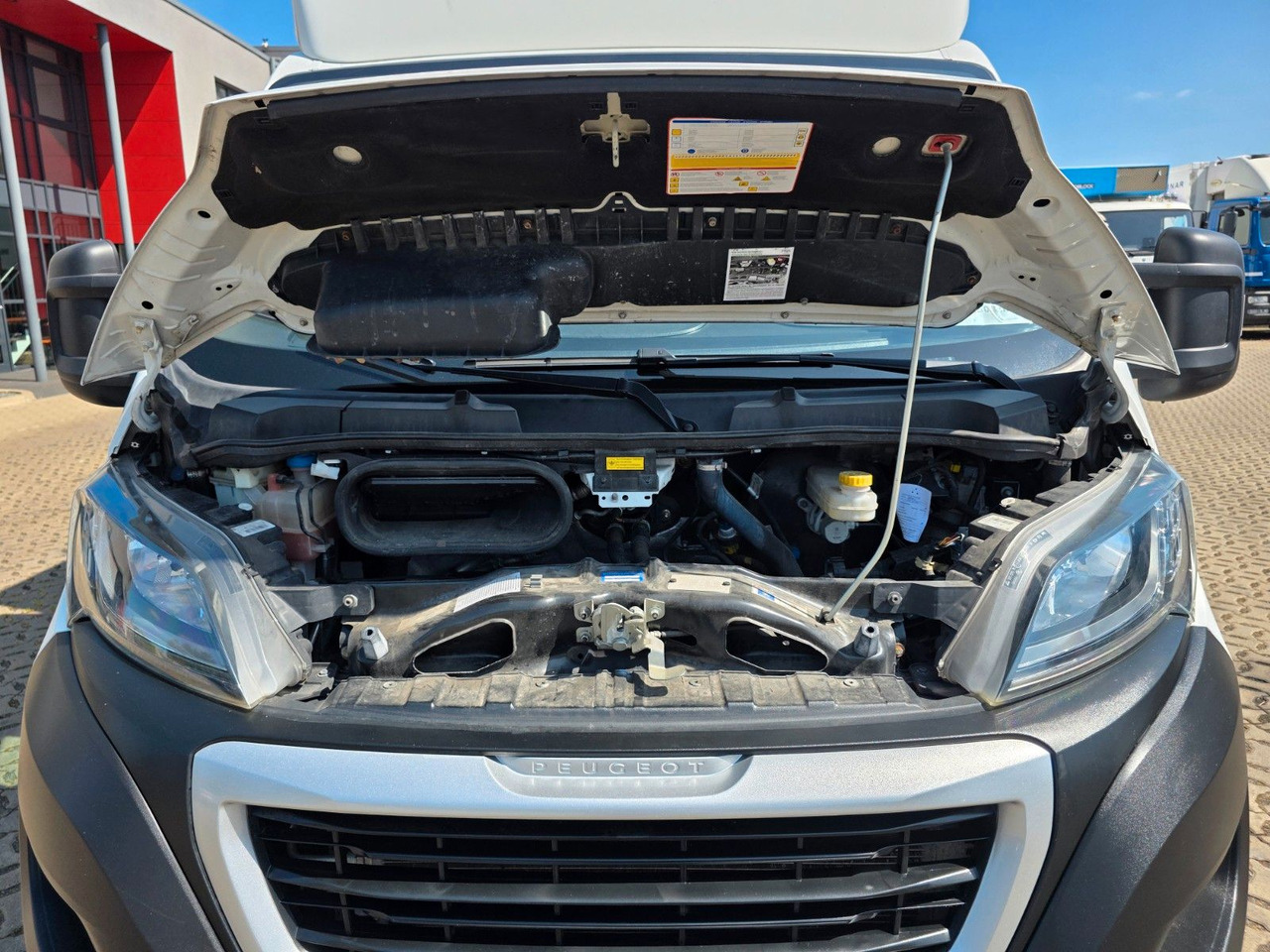 Dodávka skřín Peugeot Boxer / Ladebordwand / Klimaanlage /  3 Sitzen: obrázek 19
