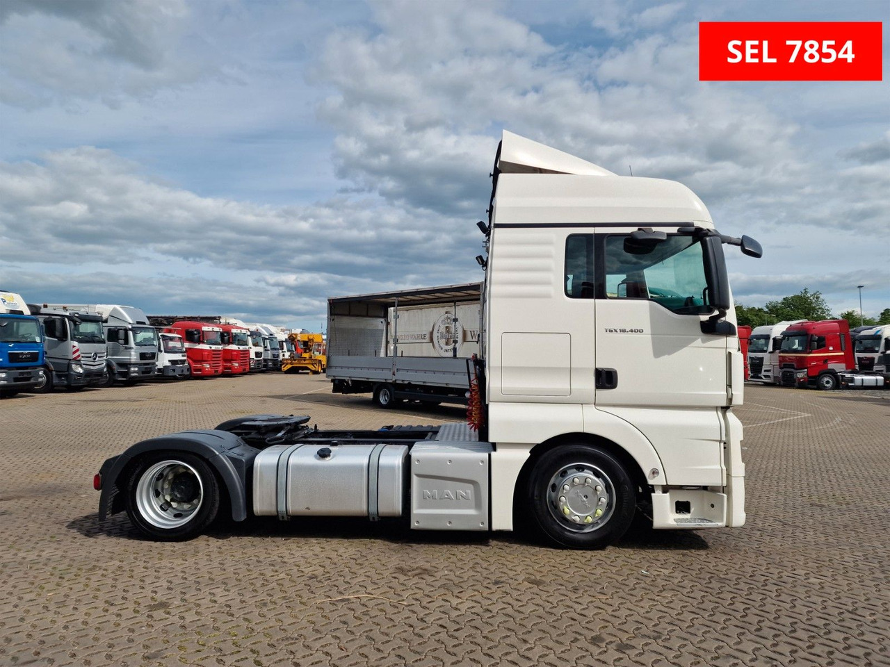 MAN TGX 18.400 4x2 LLS-U / ZF Intarder - Tahač: obrázek 4 MAN TGX 18.400 4x2 LLS-U / ZF Intarder - Tahač: obrázek 4