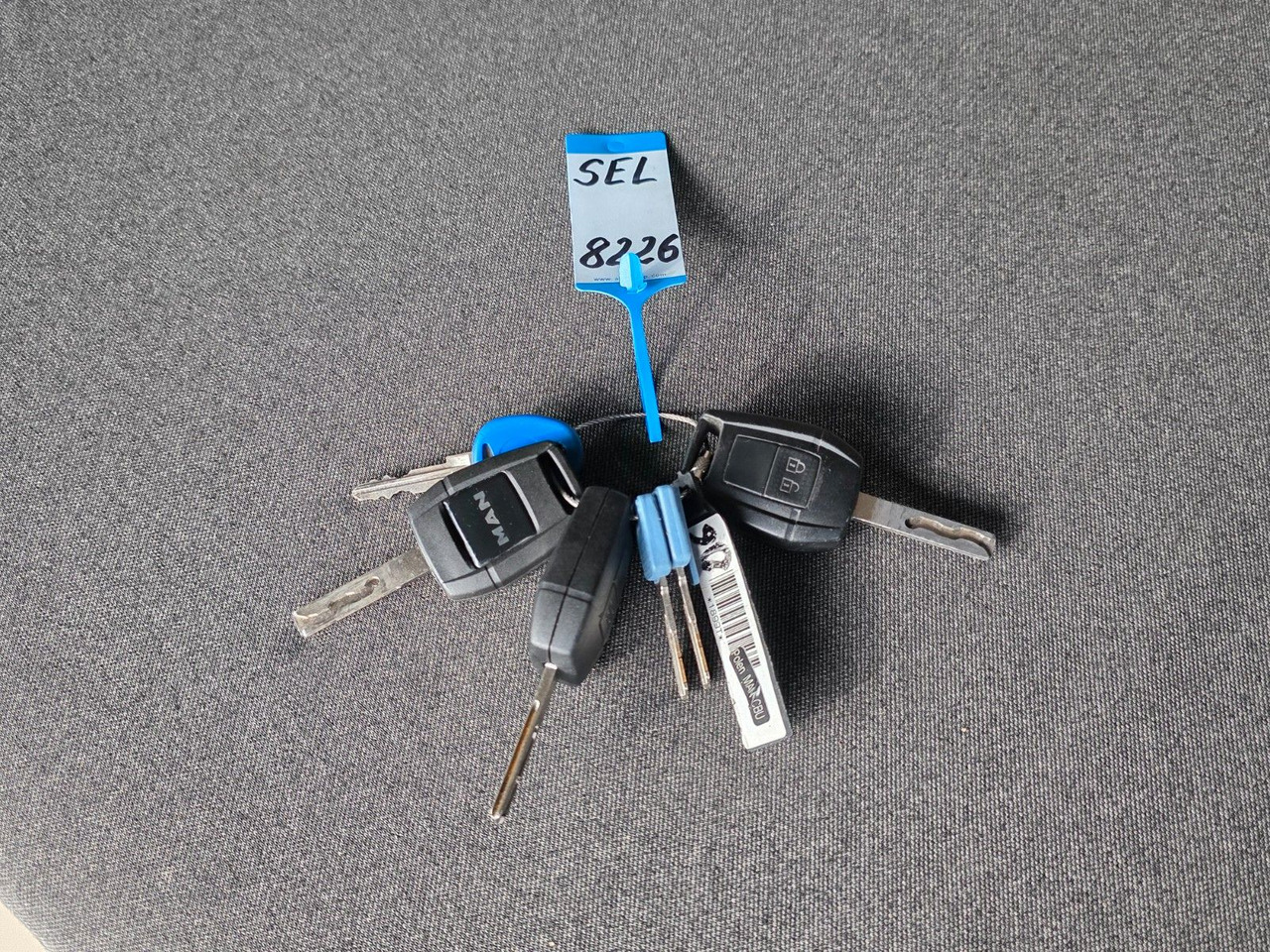 Tahač MAN TGX 18.460 4X2 LLS-U / Retarder / 2 Tanks: obrázek 44 Tahač MAN TGX 18.460 4X2 LLS-U / Retarder / 2 Tanks: obrázek 44