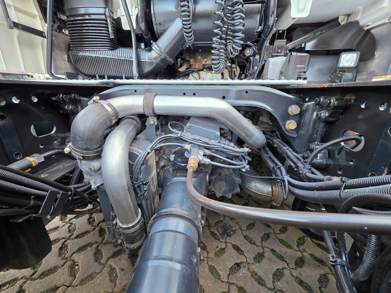 Tahač MAN TGX 18.460 4X2 LLS-U / Retarder / 2 Tanks: obrázek 19 Tahač MAN TGX 18.460 4X2 LLS-U / Retarder / 2 Tanks: obrázek 19