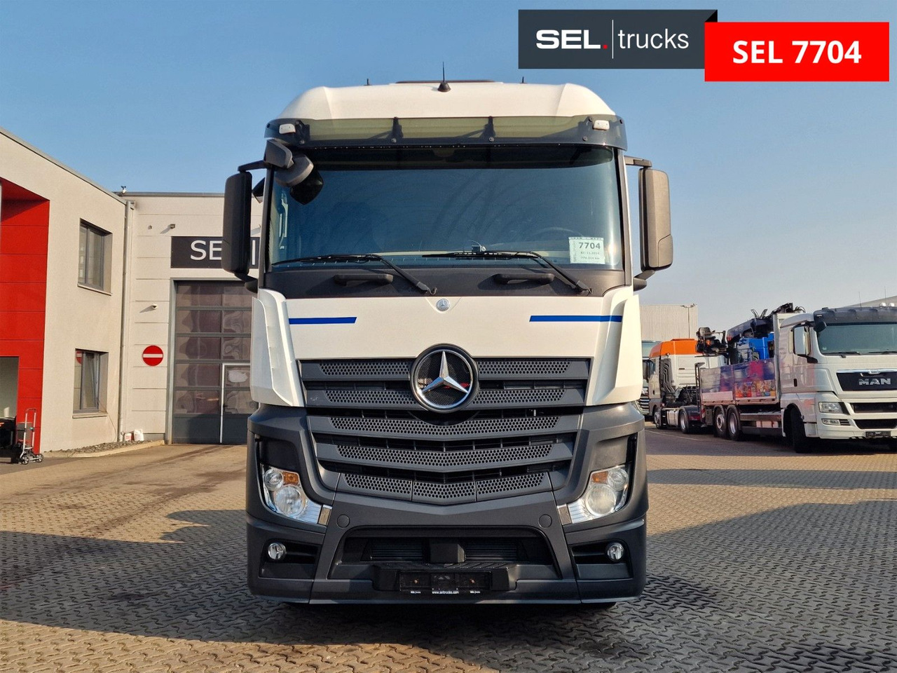 Mercedes-Benz Actros 1843 - Tahač: obrázek 2 Mercedes-Benz Actros 1843 - Tahač: obrázek 2