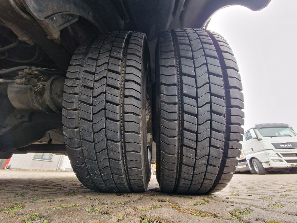 Plachtový nákladní auto Volvo FL 280 / 2,93m Ladehöhe !! / 2 to Ladebordwand: obrázek 29