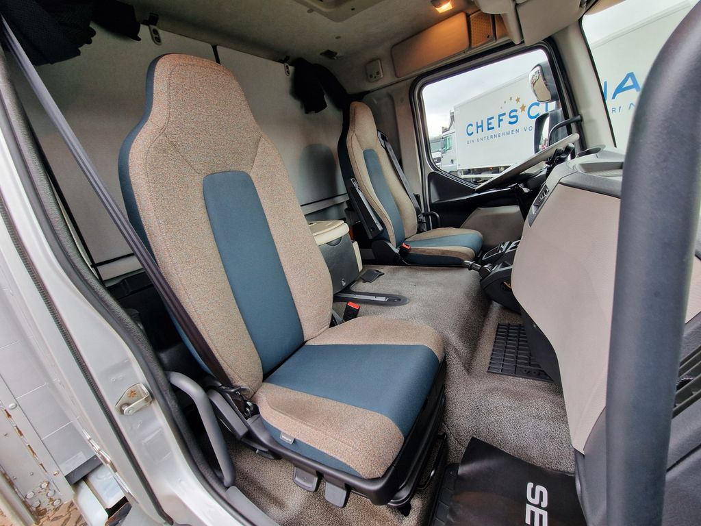 Plachtový nákladní auto Volvo FL 280 / 2,93m Ladehöhe !! / 2 to Ladebordwand: obrázek 20