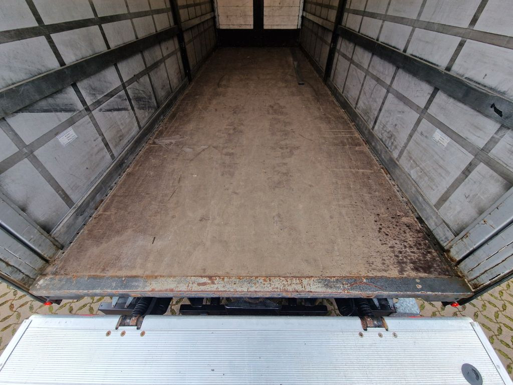 Plachtový nákladní auto Volvo FL 280 / 2,93m Ladehöhe !! / 2 to Ladebordwand: obrázek 11