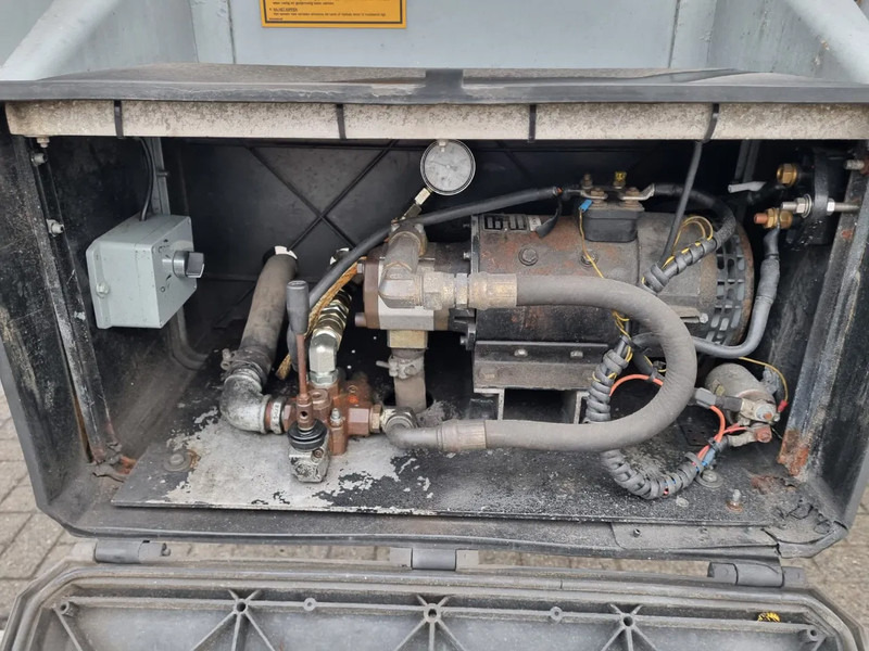 Cisternový návěs Benalu T39NLNEP: obrázek 10 Cisternový návěs Benalu T39NLNEP: obrázek 10