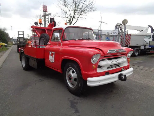 Chevrolet 4 TONNER - Odtahovka: obrázek 2 Chevrolet 4 TONNER - Odtahovka: obrázek 2