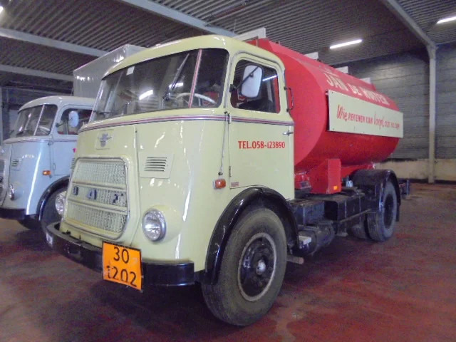 DAF 1600 A1600DF 360 - Cisternové vozidlo: obrázek 1 DAF 1600 A1600DF 360 - Cisternové vozidlo: obrázek 1