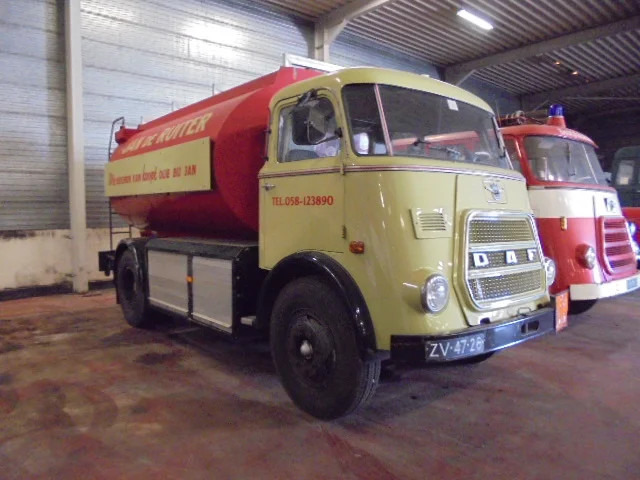 DAF 1600 A1600DF 360 - Cisternové vozidlo: obrázek 2 DAF 1600 A1600DF 360 - Cisternové vozidlo: obrázek 2