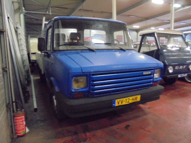 DAF 400 400 - Nákladní automobil valníkový/ Plošinový: obrázek 3 DAF 400 400 - Nákladní automobil valníkový/ Plošinový: obrázek 3