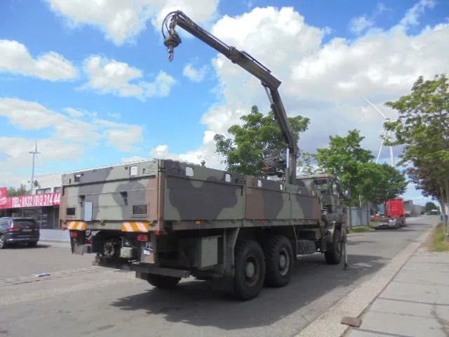 DAF 6X6 + HIAB CRANE - Auto s hydraulickou rukou: obrázek 3 DAF 6X6 + HIAB CRANE - Auto s hydraulickou rukou: obrázek 3