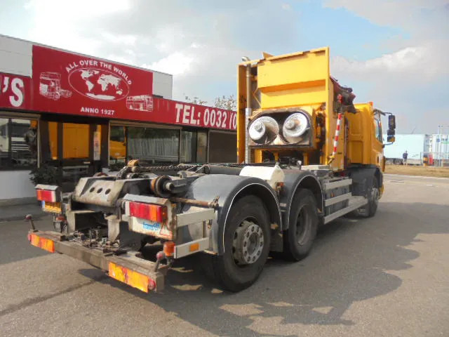 DAF 75.240 75 240 6X2 - Vůz na odvoz odpadků: obrázek 3 DAF 75.240 75 240 6X2 - Vůz na odvoz odpadků: obrázek 3