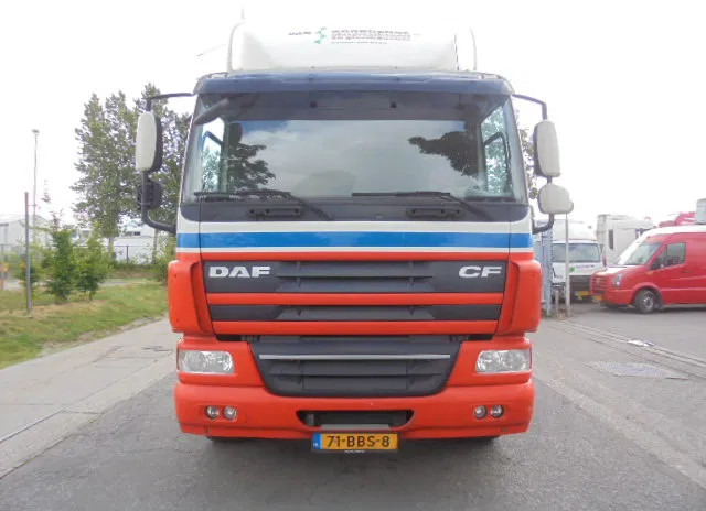 DAF CF 250 NL TRUCK - Podvozek s kabinou: obrázek 2 DAF CF 250 NL TRUCK - Podvozek s kabinou: obrázek 2
