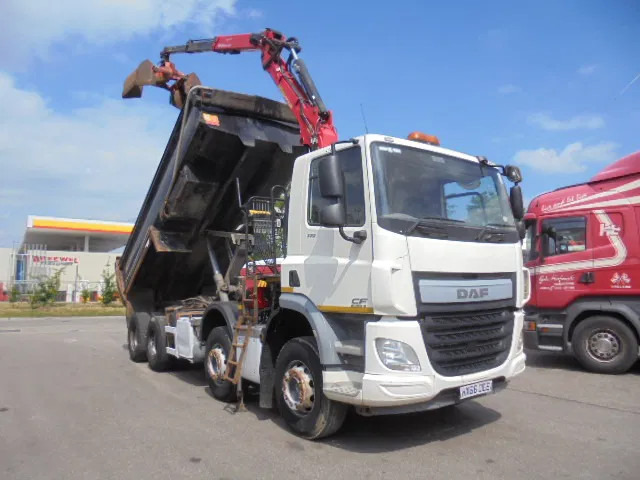 DAF CF 370 8X4 + PALFINGER EPSILON - Sklápěč, Auto s hydraulickou rukou: obrázek 3 DAF CF 370 8X4 + PALFINGER EPSILON - Sklápěč, Auto s hydraulickou rukou: obrázek 3