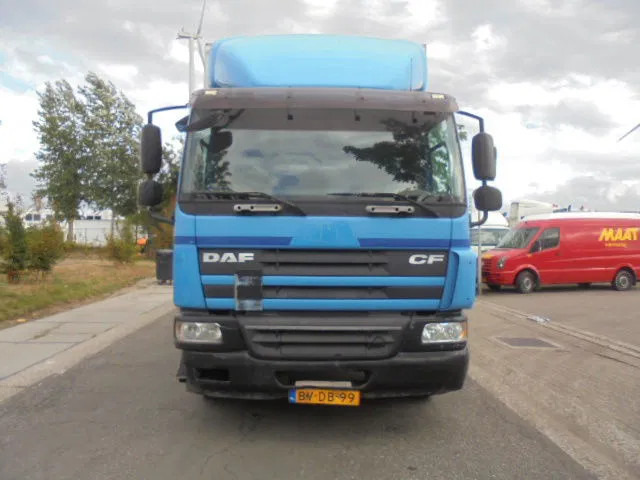 DAF CF 65 220 NL KENTEKEN - Skříňový nákladní auto: obrázek 2 DAF CF 65 220 NL KENTEKEN - Skříňový nákladní auto: obrázek 2