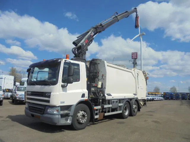 DAF FAN CF75-250 6X2 - Vůz na odvoz odpadků: obrázek 1 DAF FAN CF75-250 6X2 - Vůz na odvoz odpadků: obrázek 1