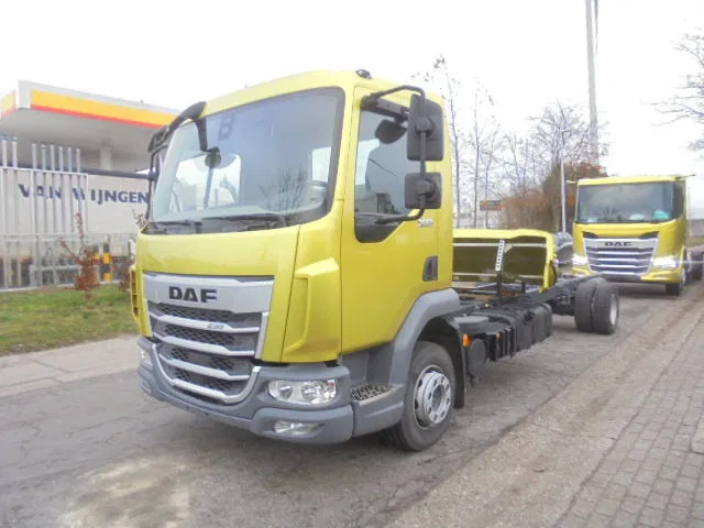 DAF XB 230 UNUSED DEMO - Podvozek s kabinou: obrázek 1 DAF XB 230 UNUSED DEMO - Podvozek s kabinou: obrázek 1