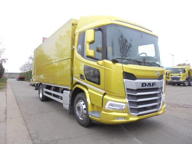 DAF XD 370 FA DEMO MET FABRIEKS GARANTIE - Skříňový nákladní auto: obrázek 4 DAF XD 370 FA DEMO MET FABRIEKS GARANTIE - Skříňový nákladní auto: obrázek 4