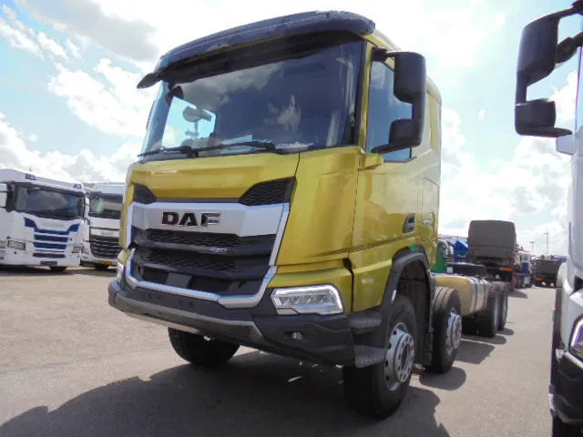 DAF XD 450 F 8X4 NIEUW MET FABRIEKS GARANTIE - Podvozek s kabinou: obrázek 1 DAF XD 450 F 8X4 NIEUW MET FABRIEKS GARANTIE - Podvozek s kabinou: obrázek 1