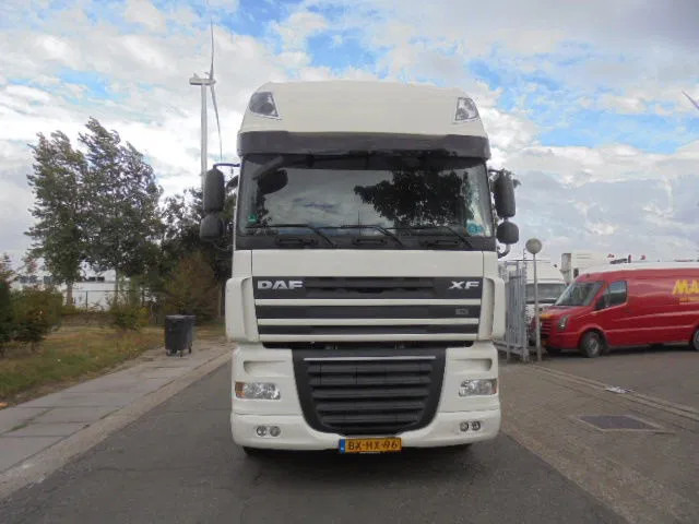 DAF XF 105 410 NL truck - Kontejnérový podvozek/ Výměnná nástavba: obrázek 2 DAF XF 105 410 NL truck - Kontejnérový podvozek/ Výměnná nástavba: obrázek 2