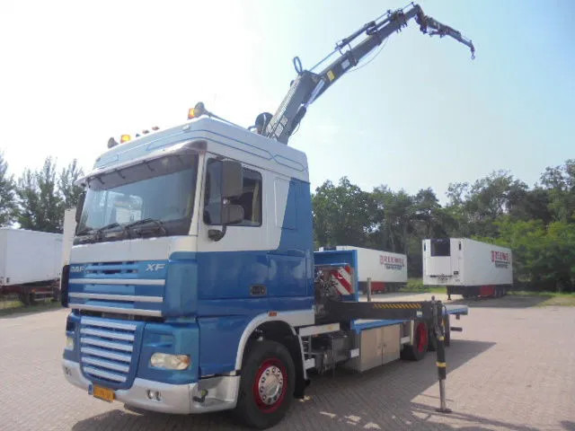 DAF XF 105 XF105 NL TRUCK - Auto s hydraulickou rukou: obrázek 1 DAF XF 105 XF105 NL TRUCK - Auto s hydraulickou rukou: obrázek 1