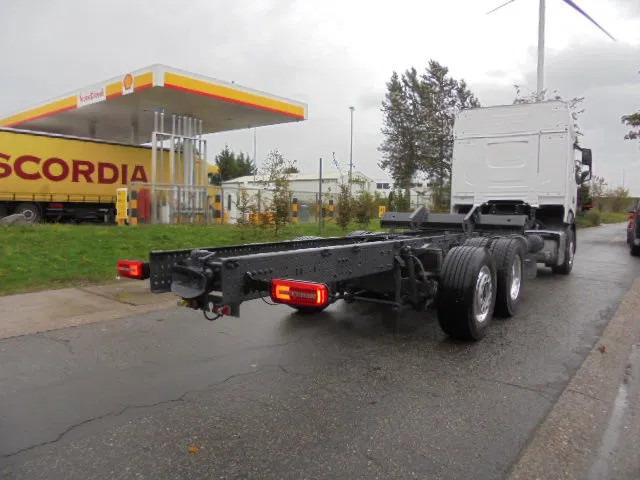 DAF XF 480 6X2 MET FABRIEKS GARANTIE - Podvozek s kabinou: obrázek 5 DAF XF 480 6X2 MET FABRIEKS GARANTIE - Podvozek s kabinou: obrázek 5