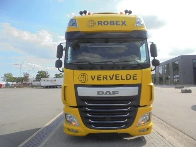 DAF XF 510 FAR 6X2 - Nákladní automobil valníkový/ Plošinový: obrázek 2 DAF XF 510 FAR 6X2 - Nákladní automobil valníkový/ Plošinový: obrázek 2