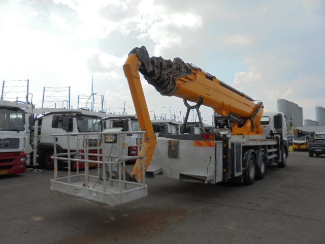 Autoplošina Hino 700 6X4: obrázek 8